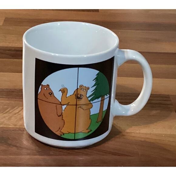 Far Side by Gary Larson 1981 Vintage "Bears In Crosshair" 8 Oz Coffee Mug - Picture 1 of 9